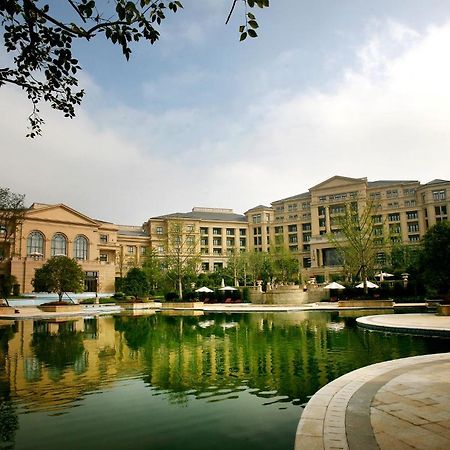 Landison Green Town Hotel Xinchang المظهر الخارجي الصورة