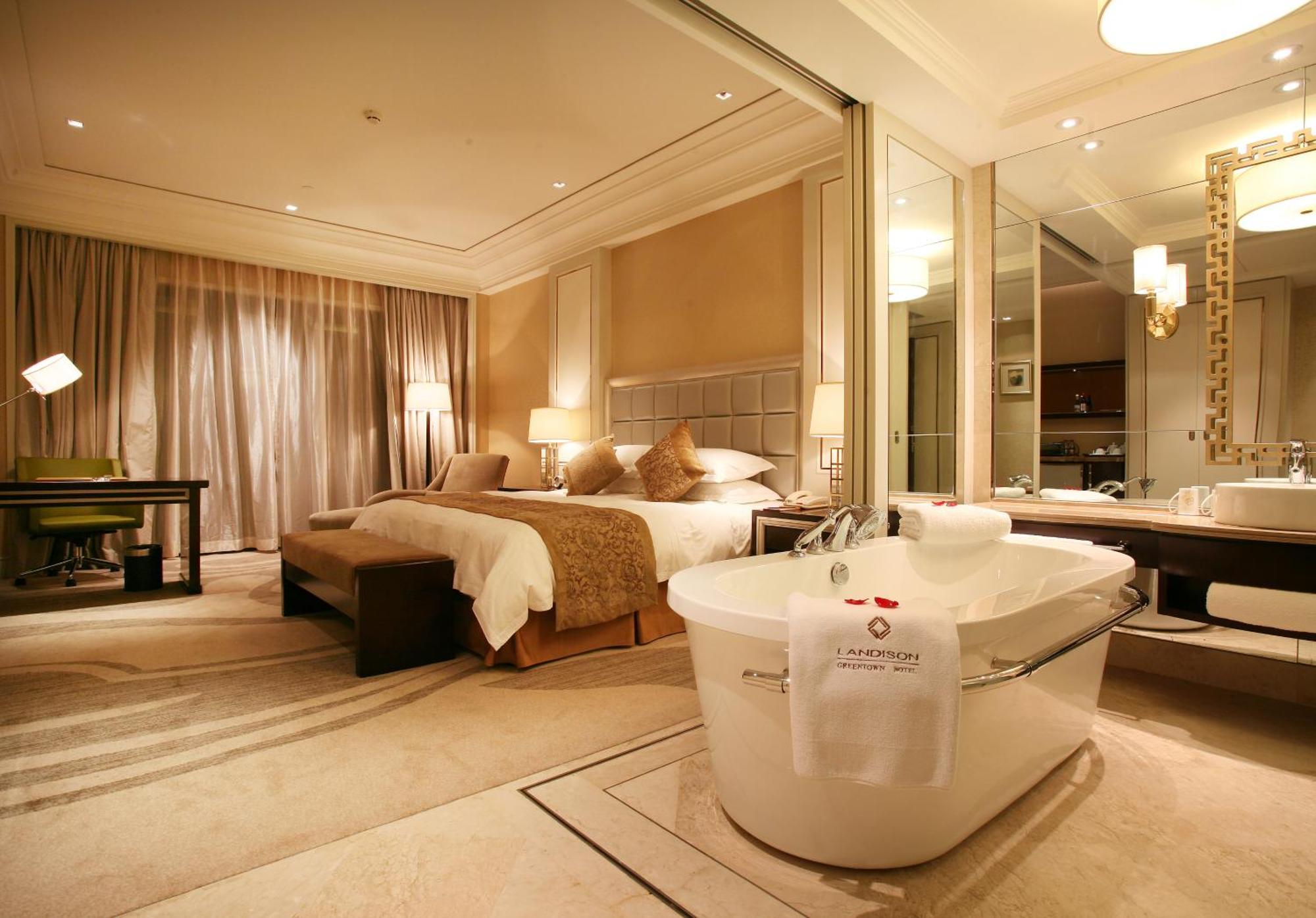Landison Green Town Hotel Xinchang المظهر الخارجي الصورة