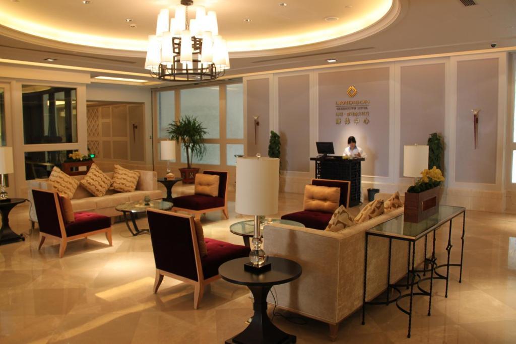 Landison Green Town Hotel Xinchang المظهر الخارجي الصورة