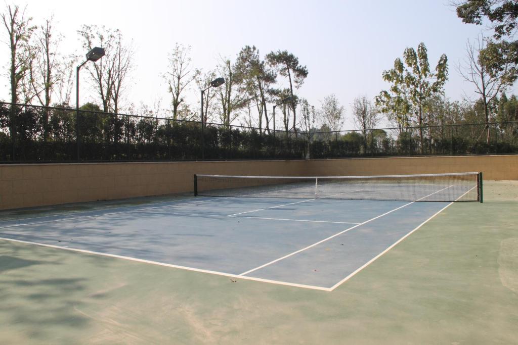 Landison Green Town Hotel Xinchang المظهر الخارجي الصورة