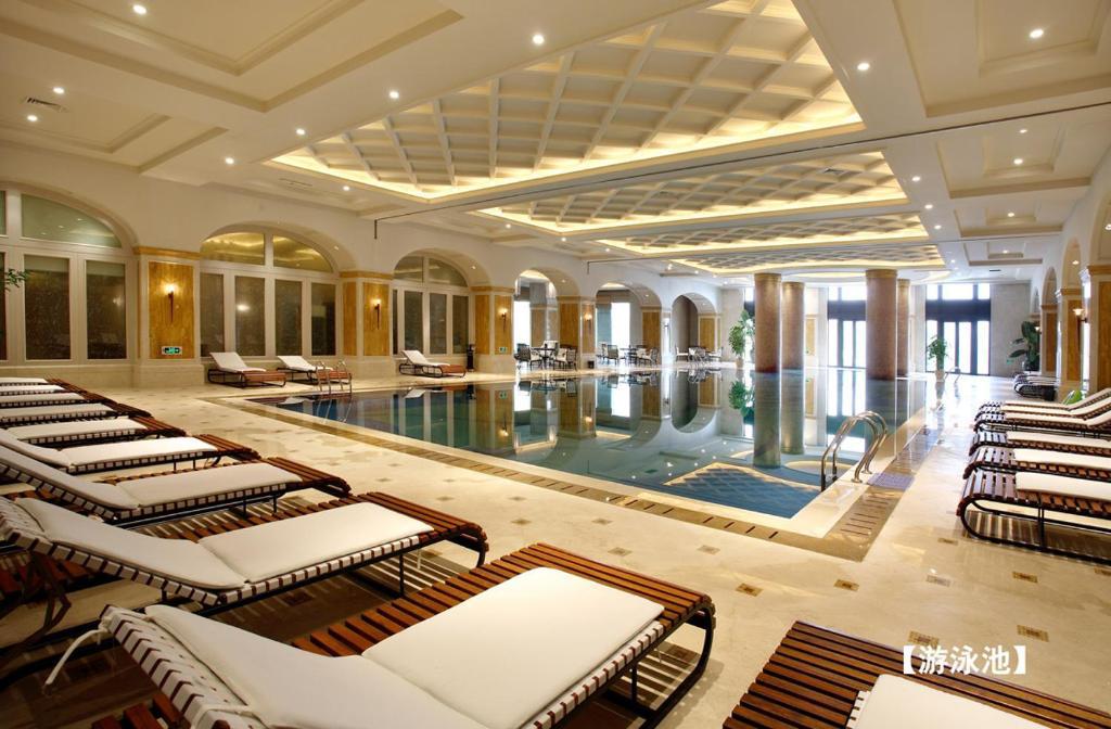 Landison Green Town Hotel Xinchang المظهر الخارجي الصورة